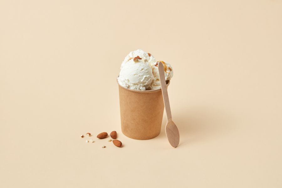 Pote chico de helado de vainilla